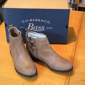 Bass ankle boot
